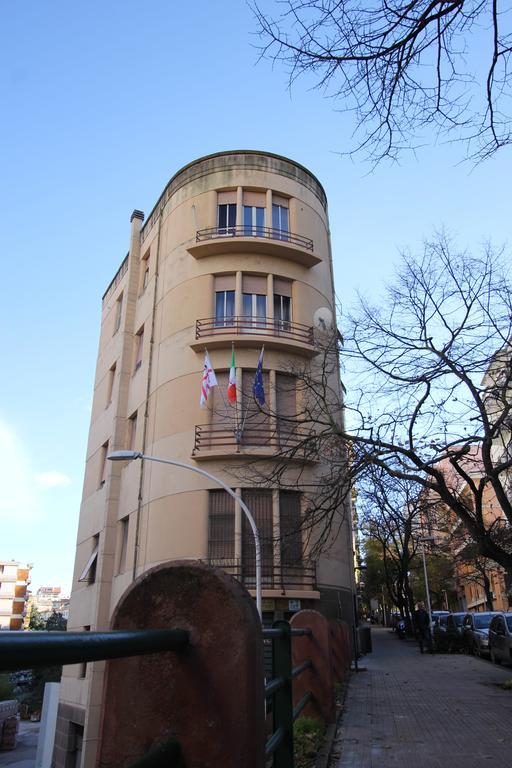 Bed 'N Books Bed & Breakfast Sassari Exterior photo