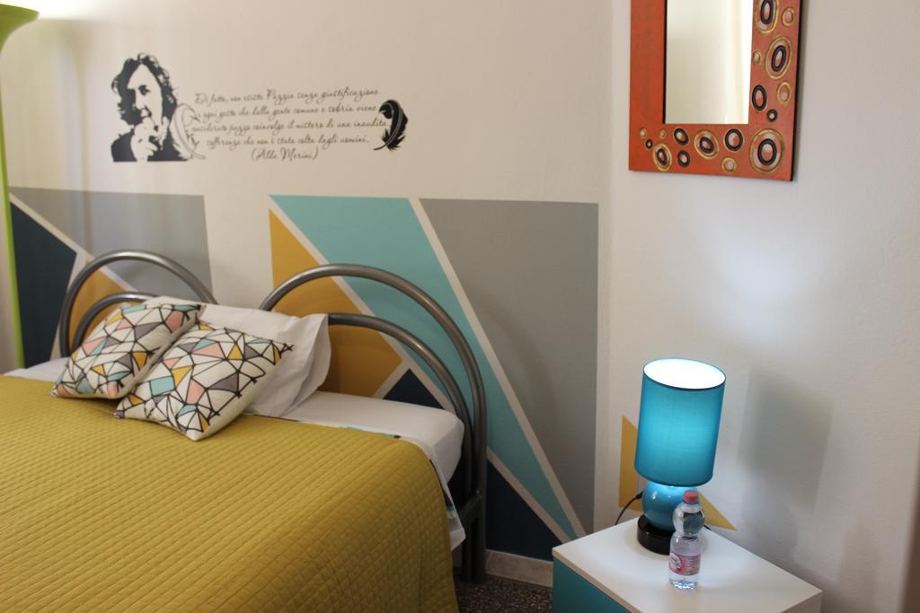 Bed 'N Books Bed & Breakfast Sassari Exterior photo